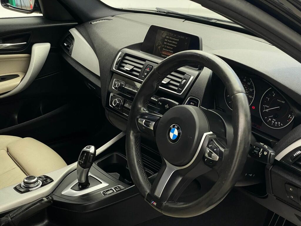 BMW 1 Series Hatchback Black #1