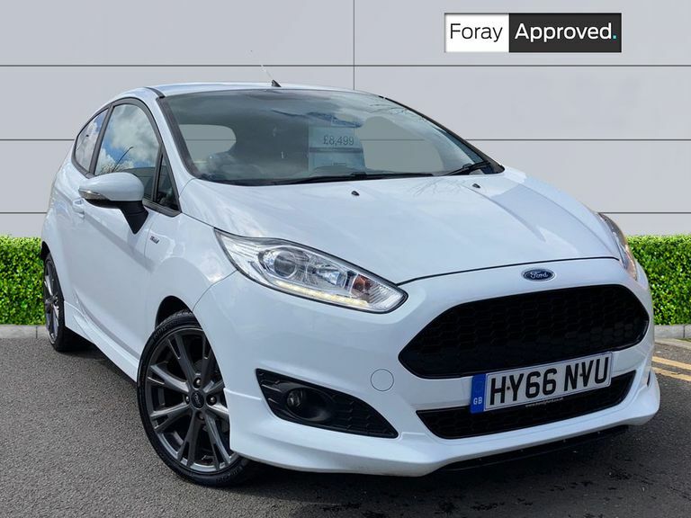 Compare Ford Fiesta 1.0 Ecoboost 125 St-line HY66NVU White