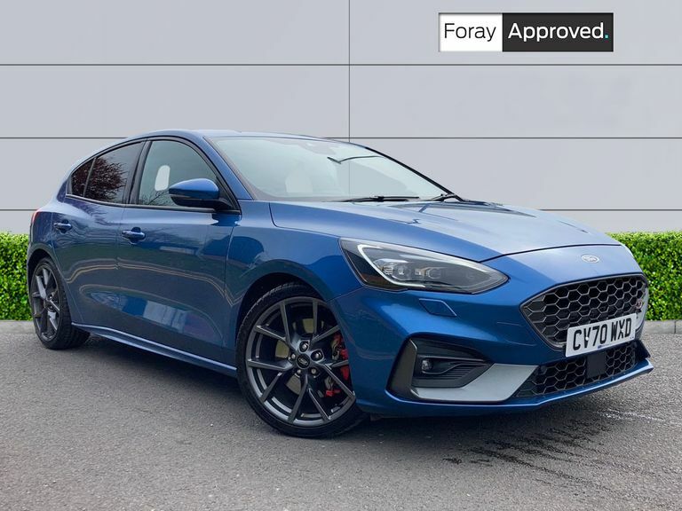 Compare Ford Focus 2.3 Ecoboost St CV70WXD Blue