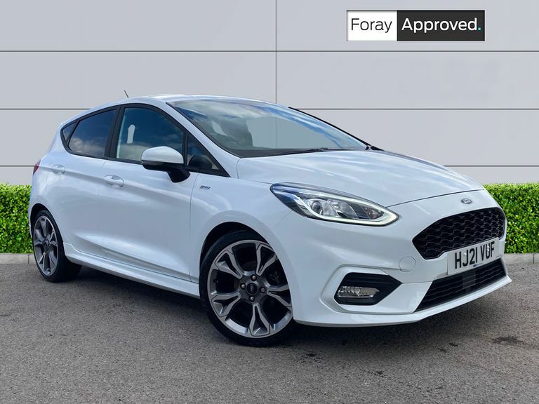 Compare Ford Fiesta 1.0 Ecoboost Hybrid Mhev 125 St-line X Edition HJ21VUF White