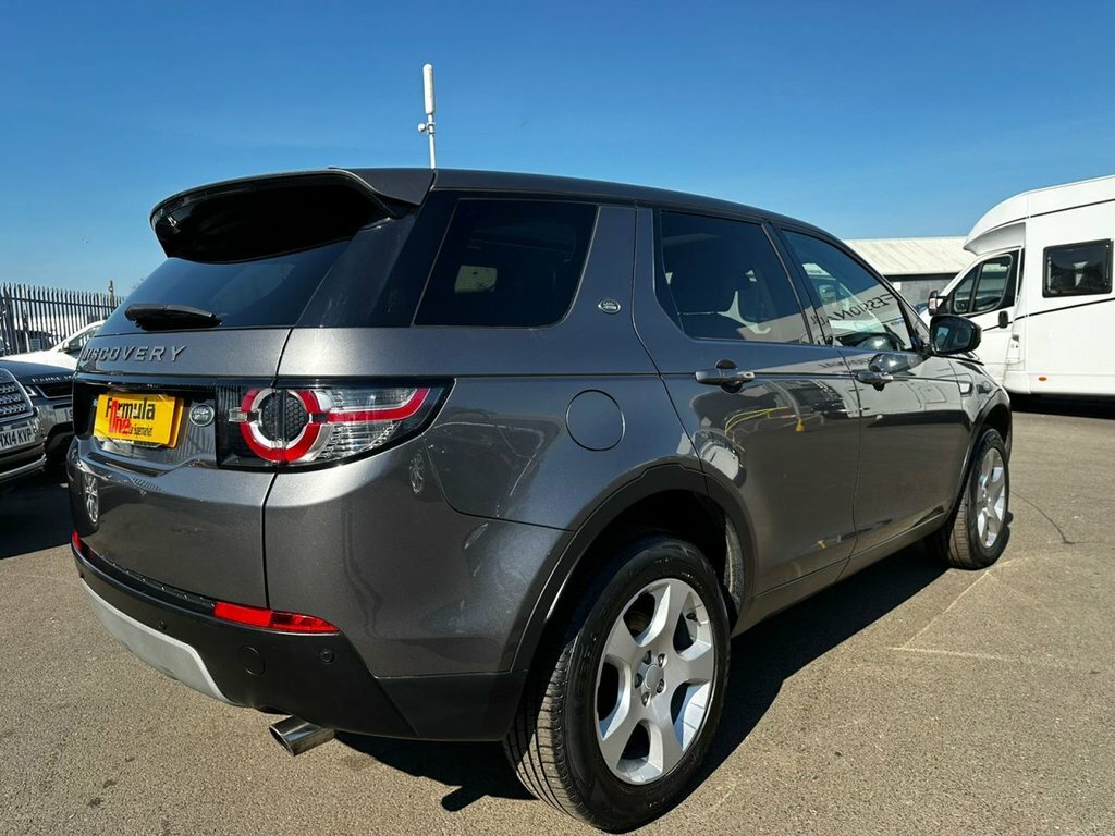 Compare Land Rover Discovery Sport Td4 Hse YP16NHM Grey