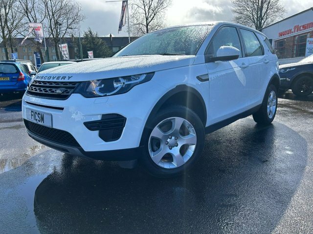 Compare Land Rover Discovery 2.0 Ed4 Se 150 Bhp GF67DNV White