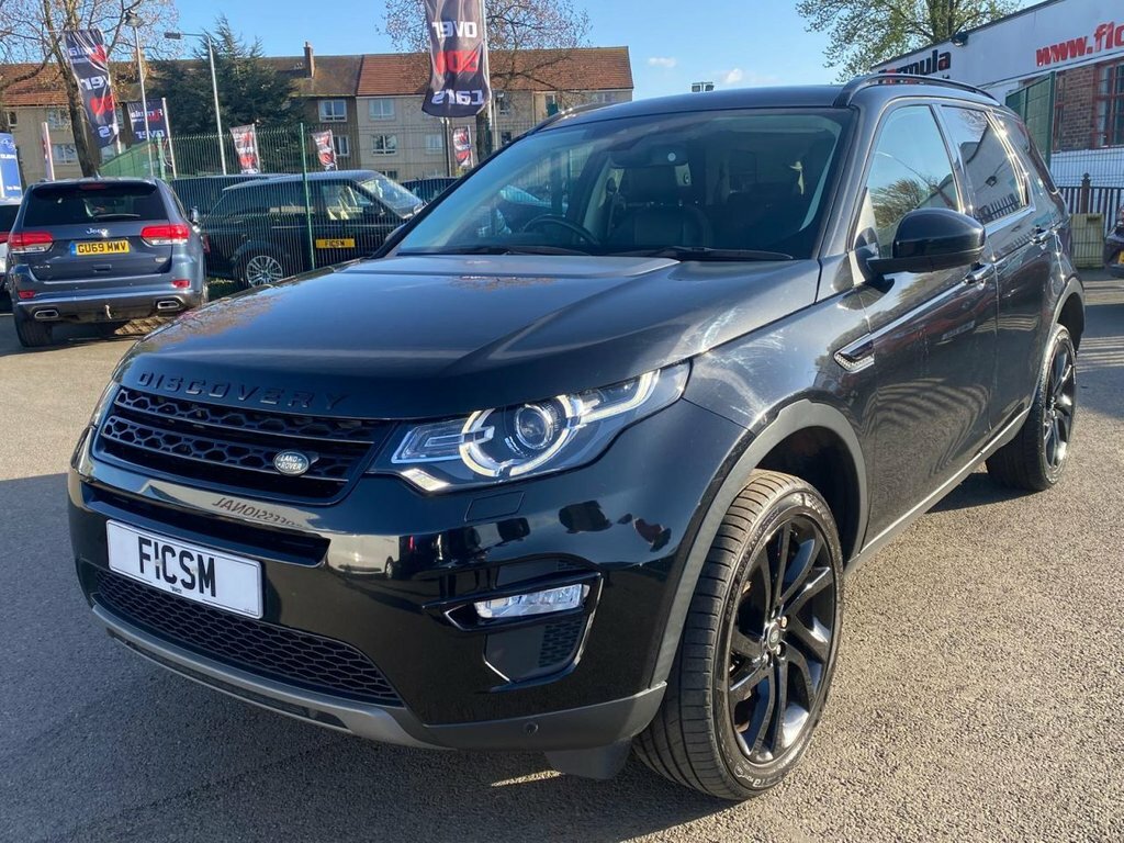 Compare Land Rover Discovery 2.0 Td4 Hse Black 180 Bhp WP67ZHR Black