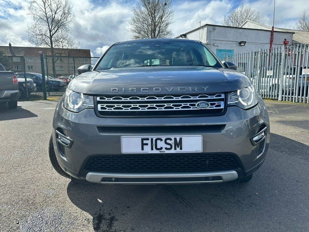 Compare Land Rover Discovery 2.0 Td4 Hse 180 Bhp LM66KDX Grey