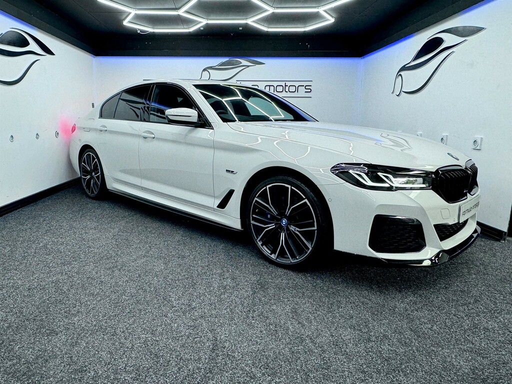 Compare BMW 5 Series 2.0 12Kwh M Sport Steptronic Euro 6 Ss YB72CYU White