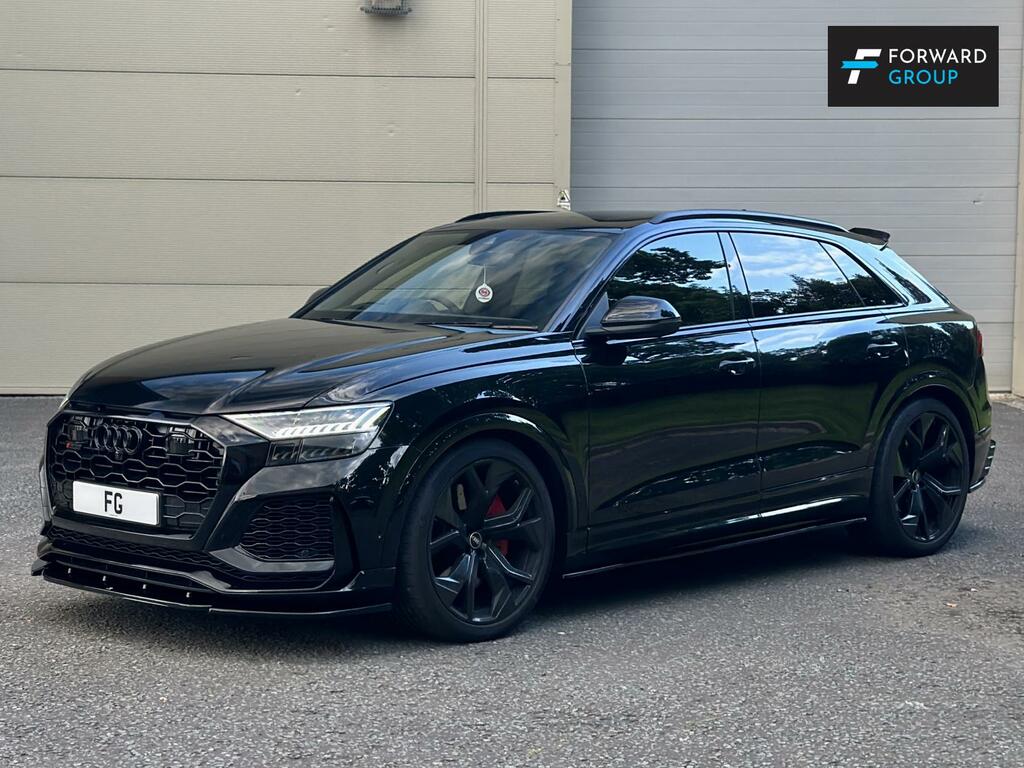 Compare Audi RSQ8 Q8 4.0 Tfsi  Black