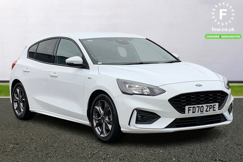 Compare Ford Focus 1.0 Ecoboost 125 St-line FD70ZPE White