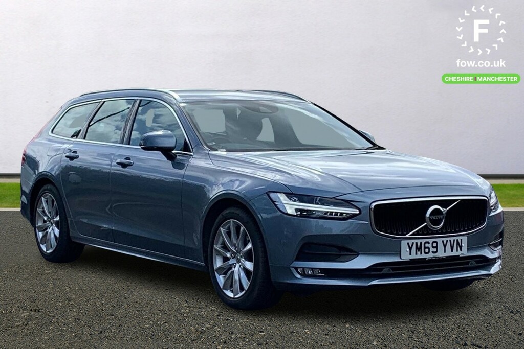 Compare Volvo V90 2.0 T4 Momentum Plus Geartronic YM69YVN Blue
