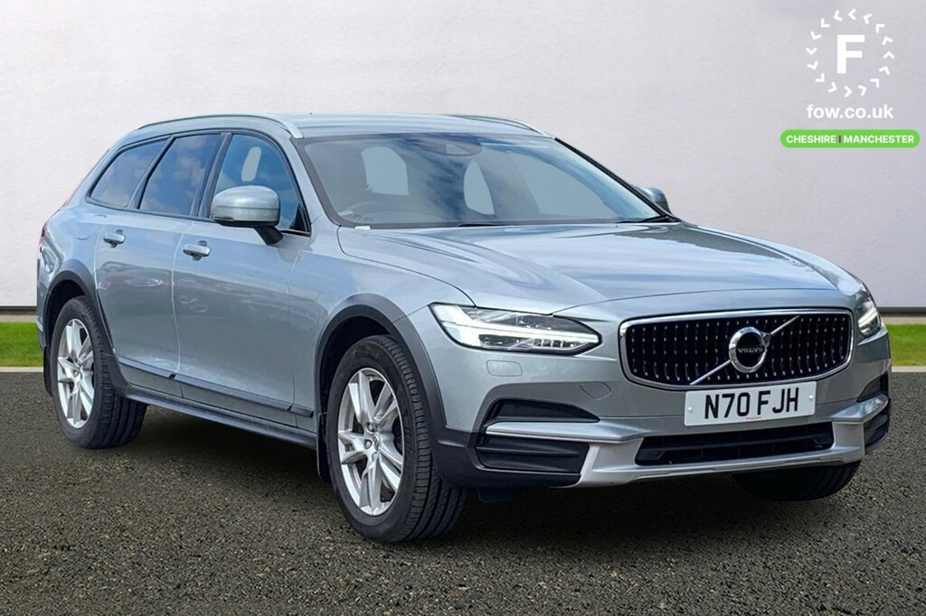 Compare Volvo V90 Cross Country 2.0 D5 Powerpulse Cross Country Awd Geartronic N70FJH Silver