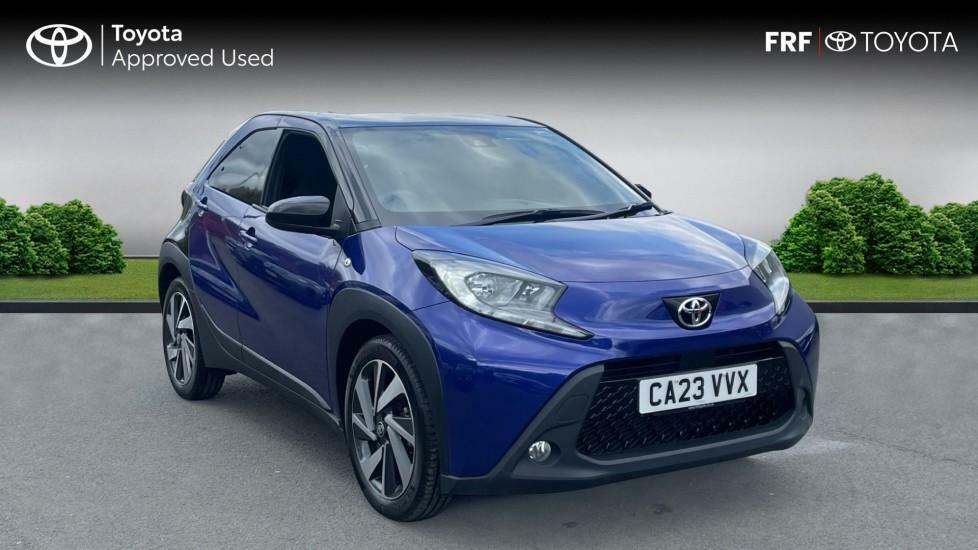 Compare Toyota Aygo X 1.0 Vvt-i Edge Euro 6 Ss CA23VVX Blue