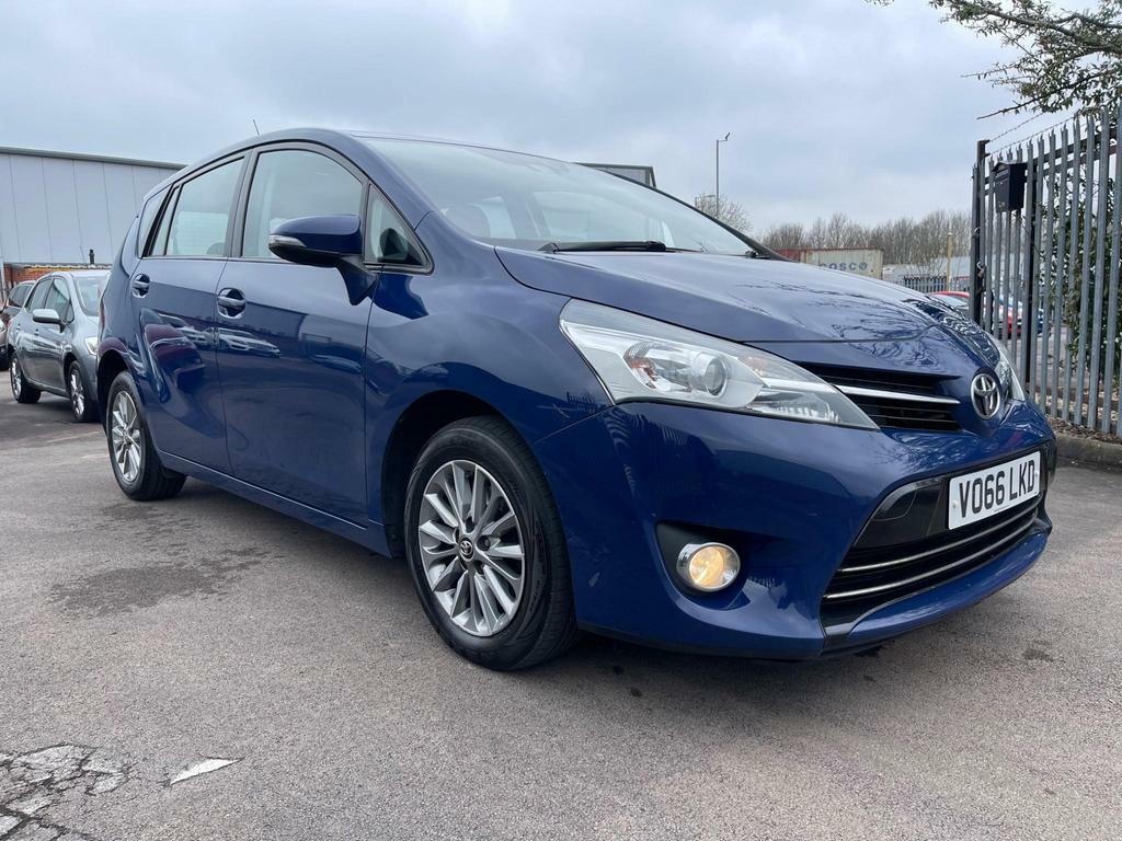 Toyota Verso 1.6 D-4d Icon Euro 6 Ss Blue #1