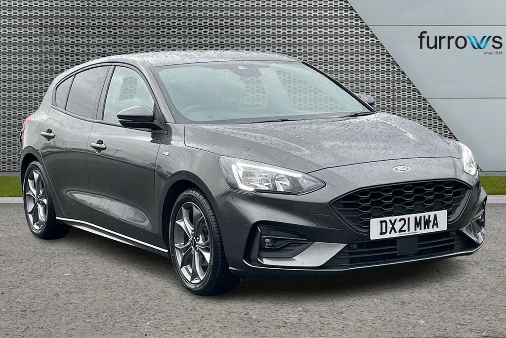 Compare Ford Focus 1.0 Ecoboost Hybrid Mhev 125 St-line Edition DX21MWA Grey