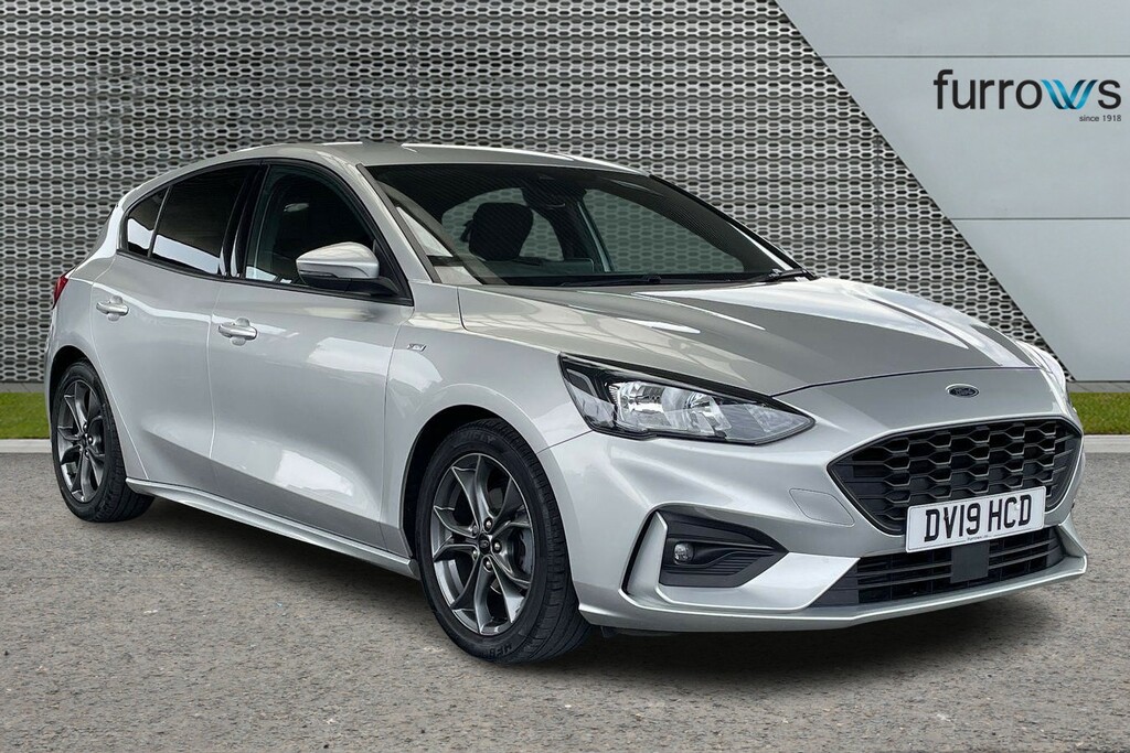 Compare Ford Focus 1.0 Ecoboost 125 St-line DV19HCD Silver