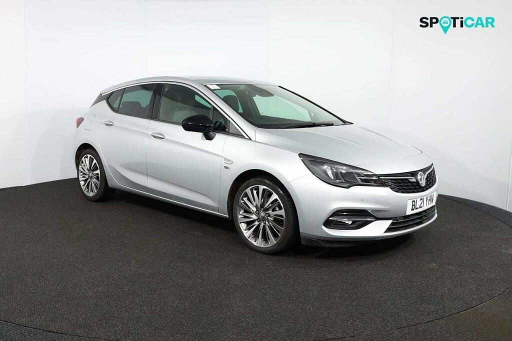 Compare Vauxhall Astra 1.5 Turbo D Griffin Edition Euro 6 Ss 1.5 T BL21YHN Grey