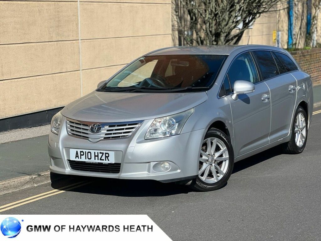 Toyota Avensis 2.0 Tr D-4d 125 Bhp Silver #1