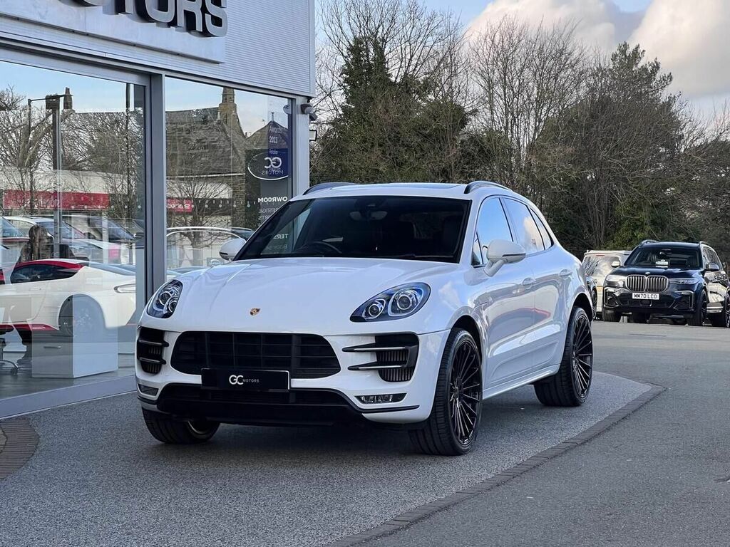 Compare Porsche Macan 3.6T V6 Turbo Performance Pdk 4Wd Euro 6 Ss AF8909 White