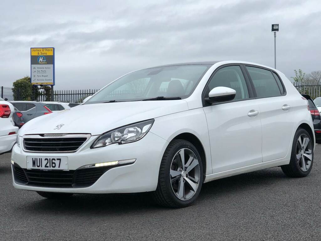 Peugeot 308 1.6 Hdi 115 Active White #1