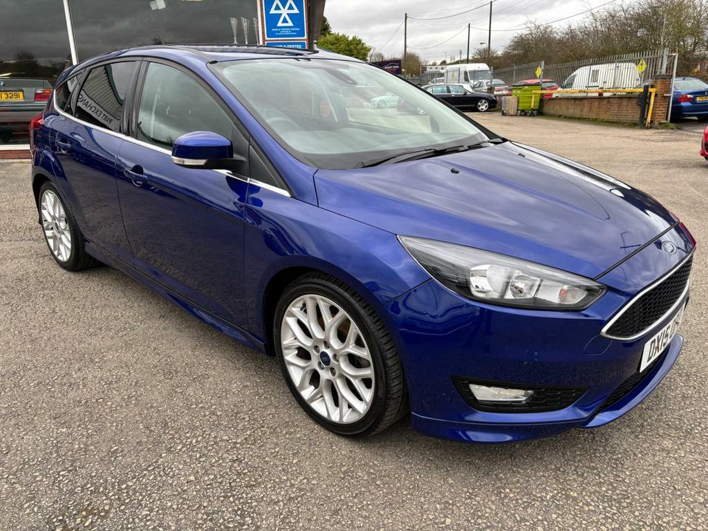 Compare Ford Focus 1.5T Ecoboost Zetec S Euro 6 Ss DX15OPZ Blue