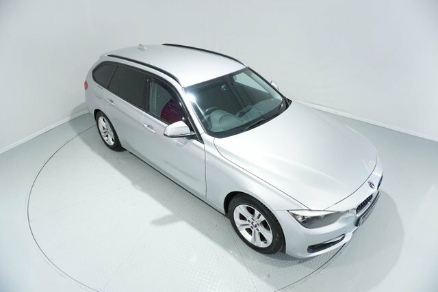 Compare BMW 3 Series 318D Sport PE14TFV Silver