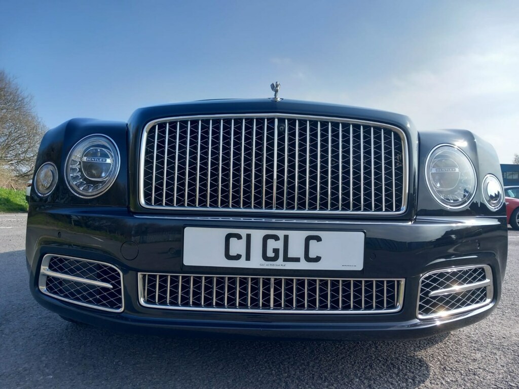 Compare Bentley Mulsanne 6.8 V8 C1GLC Black