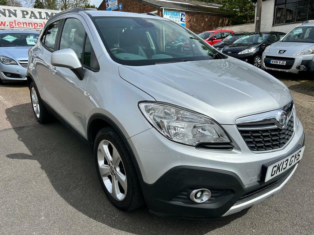 Compare Vauxhall Mokka 1.4T Exclusiv 4Wd Euro 5 Ss GK13GYS Silver