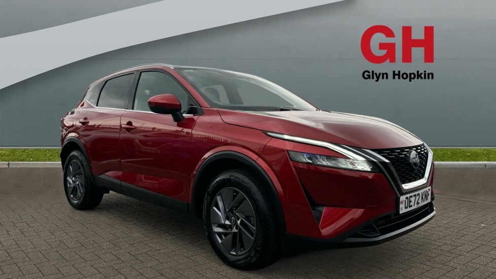 Compare Nissan Qashqai 1.3 Dig-t Mh Acenta Premium OE72KNF Red