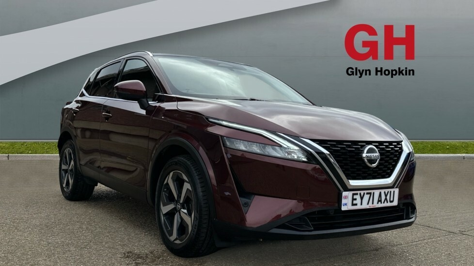 Compare Nissan Qashqai 1.3 Dig-t Mh N-connecta Glass Roof EY71AXU 