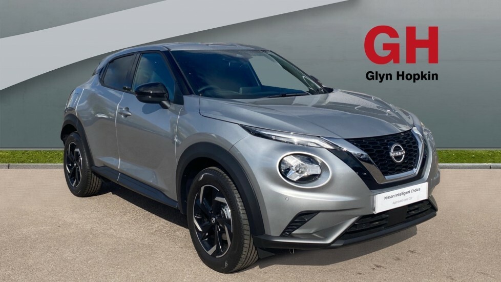 Compare Nissan Juke 1.0 Dig-t 114 N-connecta EO24YBW Silver
