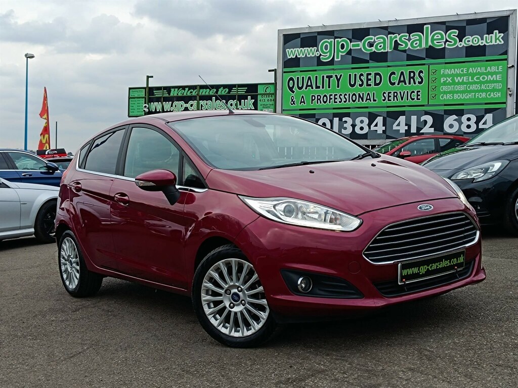 Compare Ford Fiesta 1.5 Tdci Econetic Titanium Euro 6 Ss BF64KBJ Red