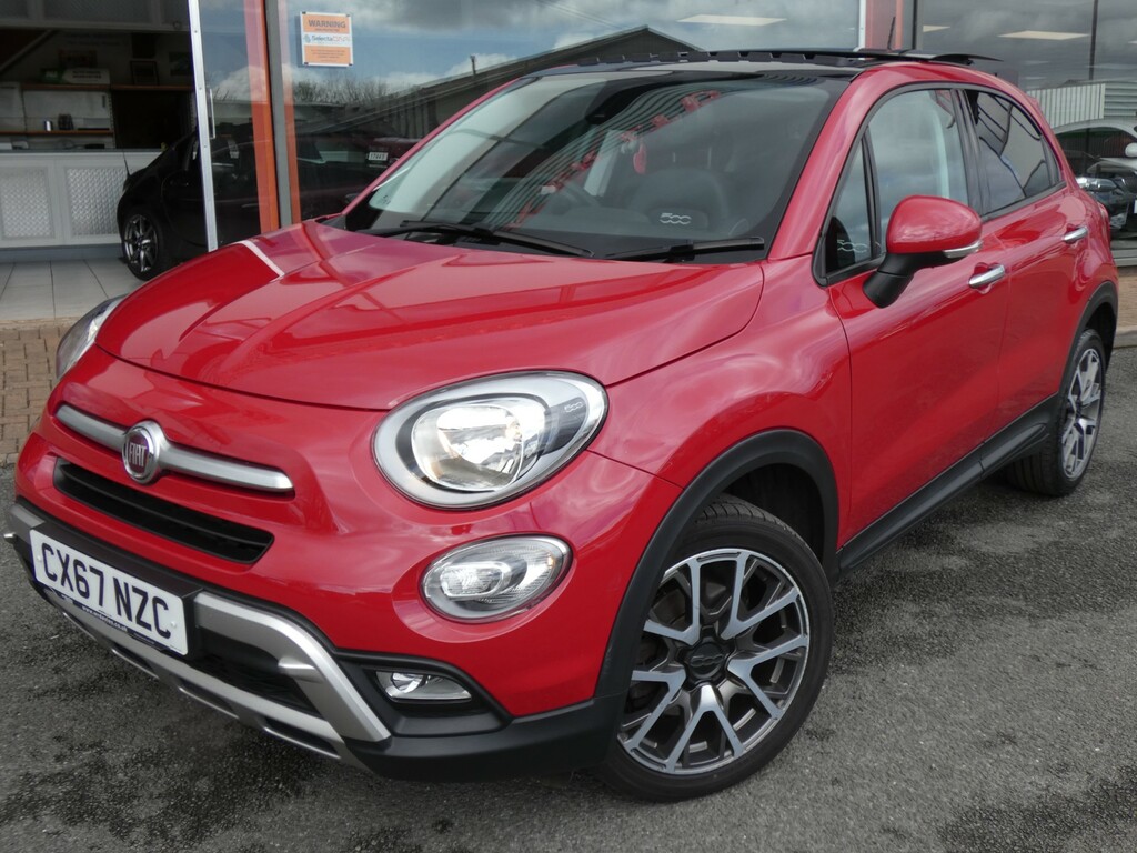 Compare Fiat 500X Multiair Cross Plus Local Car Only Covered 37,49 CX67NZC Red