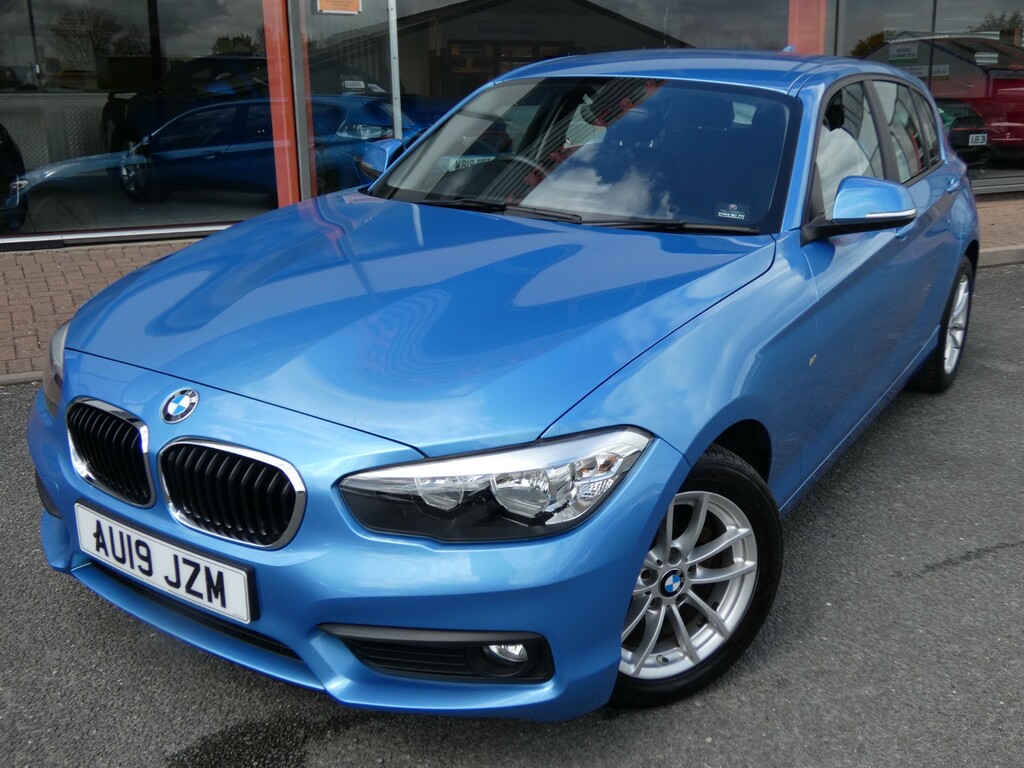 BMW 1 Series 118I Se Blue #1