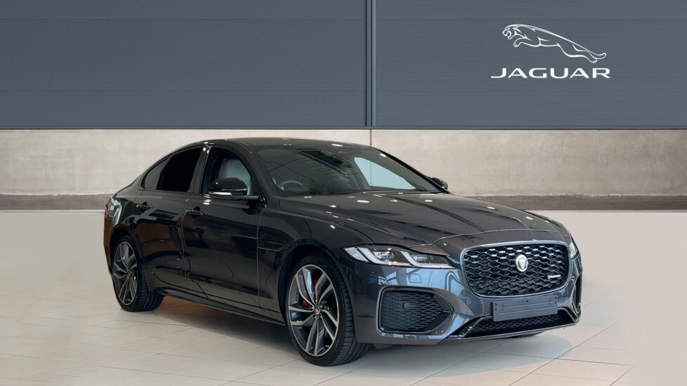 Compare Jaguar XF R-dynamic Hse Black CY96181 Grey