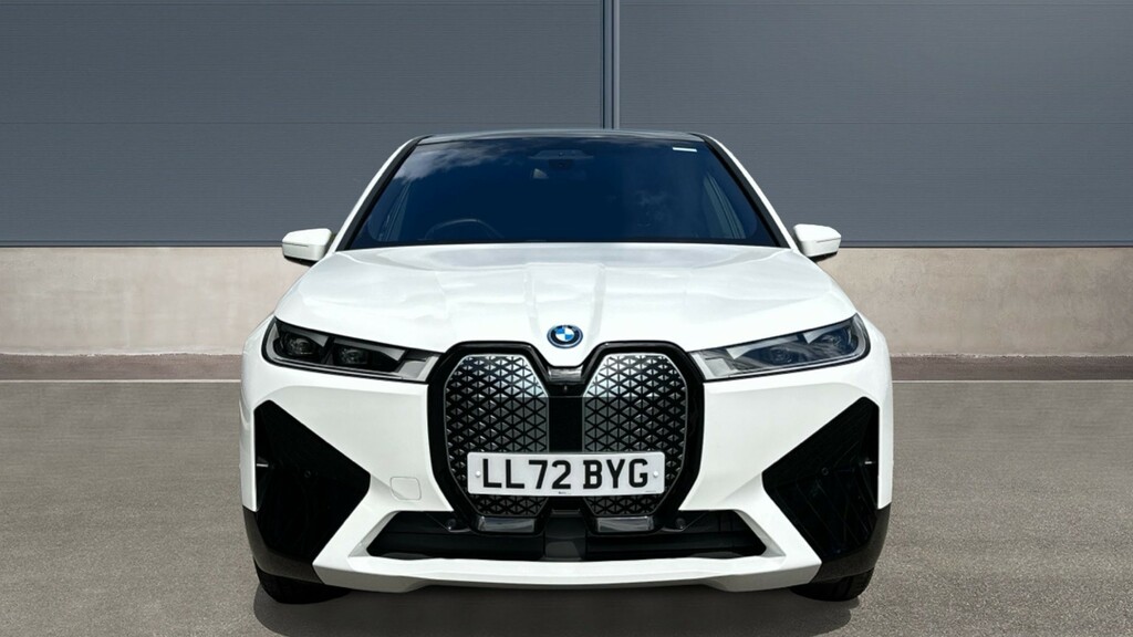 Compare BMW iX M Sport Edition - Vat Qualifying LL72BYG White