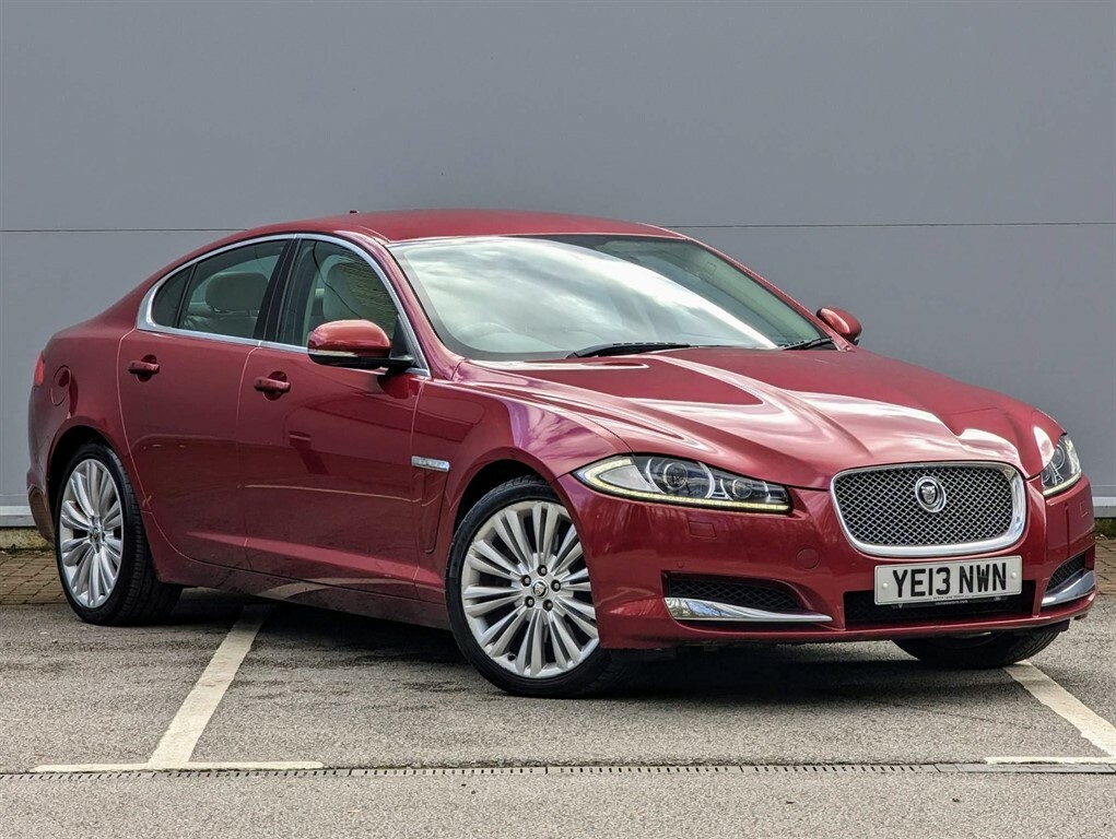 Compare Jaguar XF 3.0D V6 Premium Luxury Euro 5 Ss YE13NWN Red