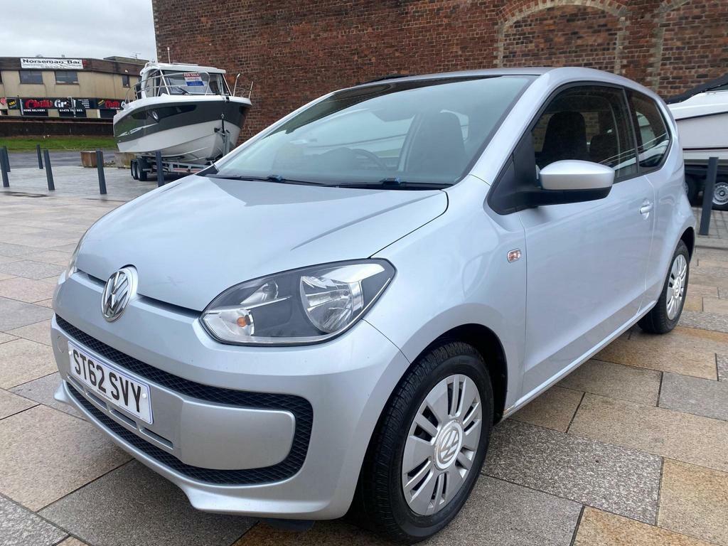 Compare Volkswagen Up 1.0 Bluemotion Tech Move Up Euro 5 Ss ST62SVY Silver