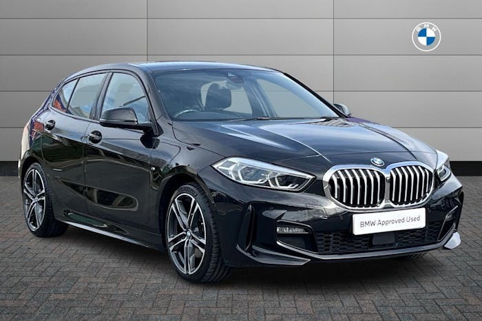 Compare BMW 1 Series 1.5 118I M Sport Hatchback Dct 140 Ps YF70JHY Black