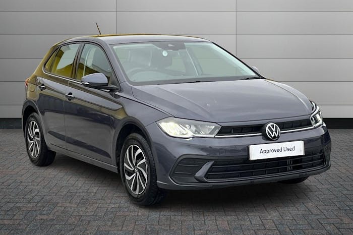 Compare Volkswagen Polo 1.0 Tsi Life Hatchback Dsg 95 Ps EF73UOY Grey