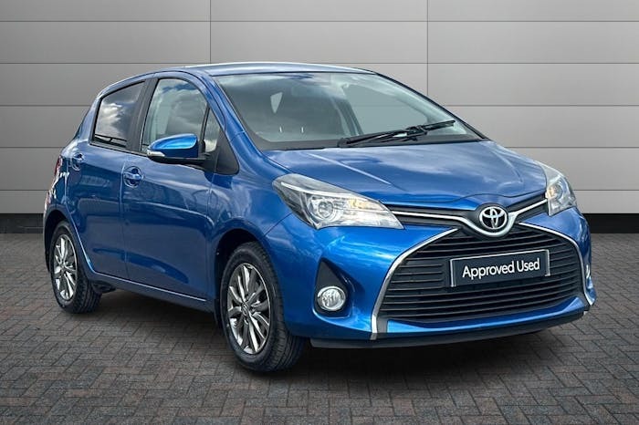 Compare Toyota Yaris 1.33 Dual Vvt I Icon Hatchback LV16AAY Blue
