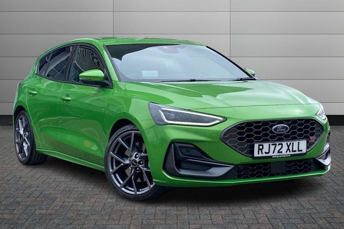 Compare Ford Focus 2.3T Ecoboost St Hatchback 280 RJ72XLL Green