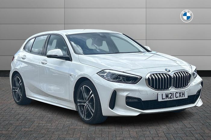 Compare BMW 1 Series 1.5 118I M Sport Lcp Hatchback Dct LM21CXH White