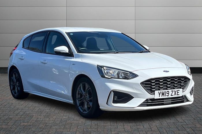 Compare Ford Focus 1.0T Ecoboost St Line Hatchback YM19ZXE White