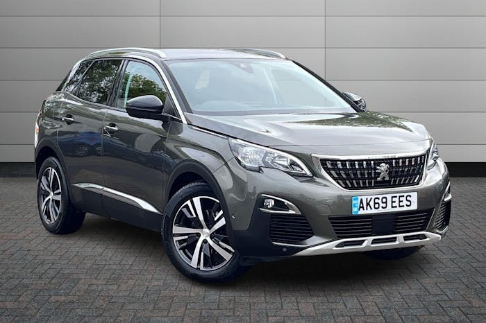 Compare Peugeot 3008 1.5 Bluehdi Allure Suv Eat 130 Ps AK69EES Grey