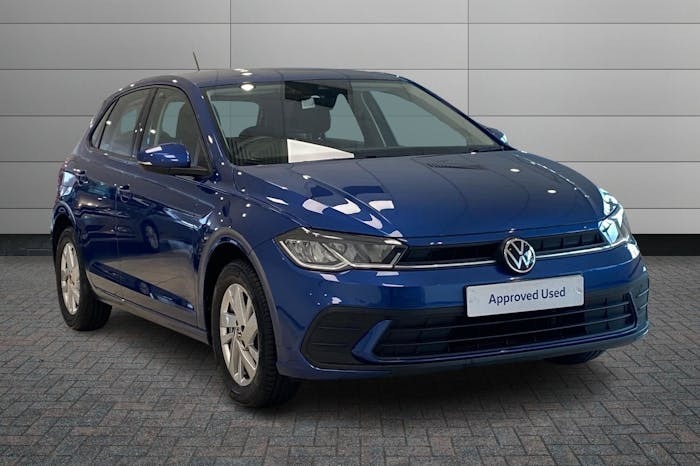 Compare Volkswagen Polo Life Tsi EJ71SYU Blue