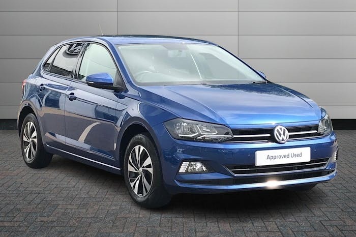Compare Volkswagen Polo 1.0 Tsi Match Hatchback 95 Ps EO70JUW Blue