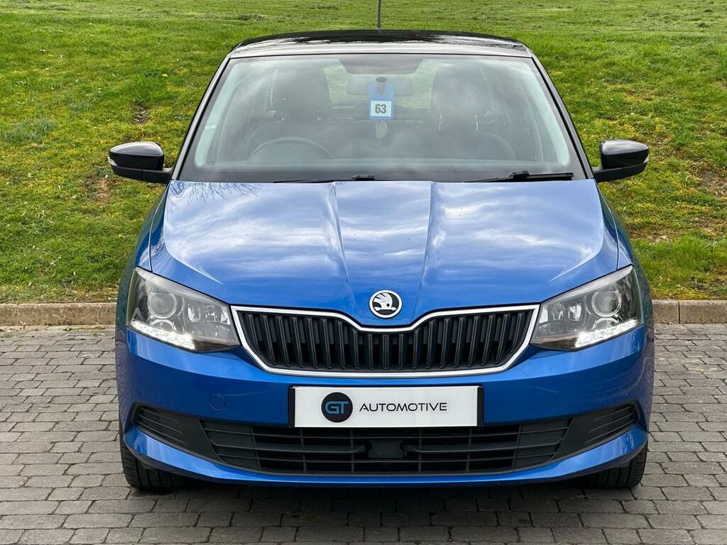 Compare Skoda Fabia 1.0 Tsi Colour Edition Hatchback YR18KHJ Blue