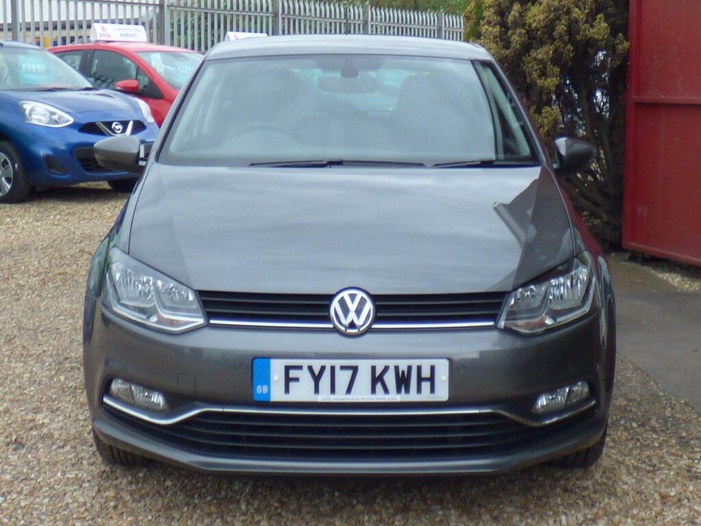 Compare Volkswagen Polo Hatchback 1.0 Bluemotion Tech Match Edition 15 M FY17KWH Grey