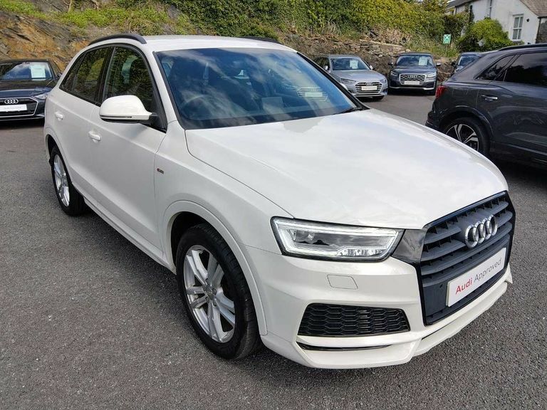 Compare Audi Q3 S Line Edition 1.4 Tfsi Cylinder On Demand 150 Ps MA18OWU White