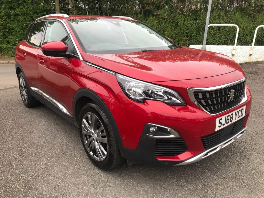 Compare Peugeot 3008 3008 Allure Blue Hdi Ss SJ68YCD Red