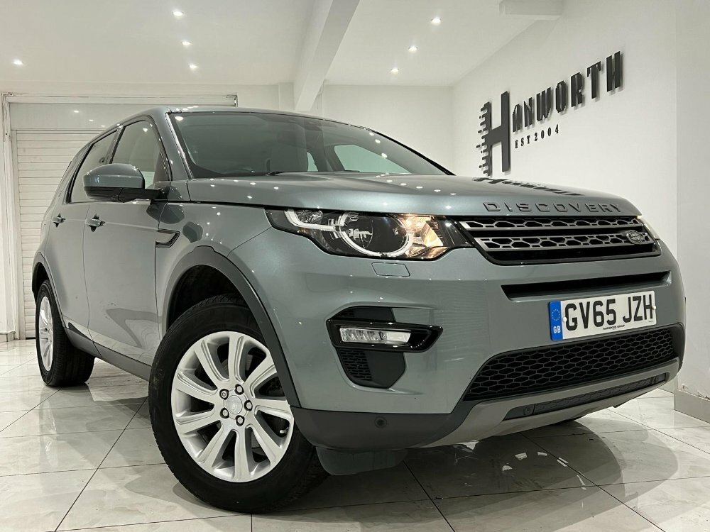 Compare Land Rover Discovery Sport Td4 Se Tech GV65JZH Grey