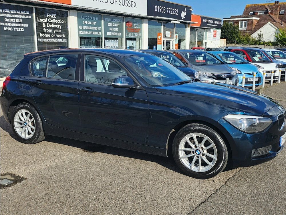 Compare BMW 1 Series 1.6 116I Se Hatchback Euro 6 Ss GY64ONC Blue